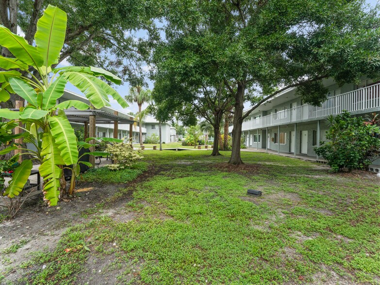 More Photos Of , Saint Petersburg Unknown For Sale