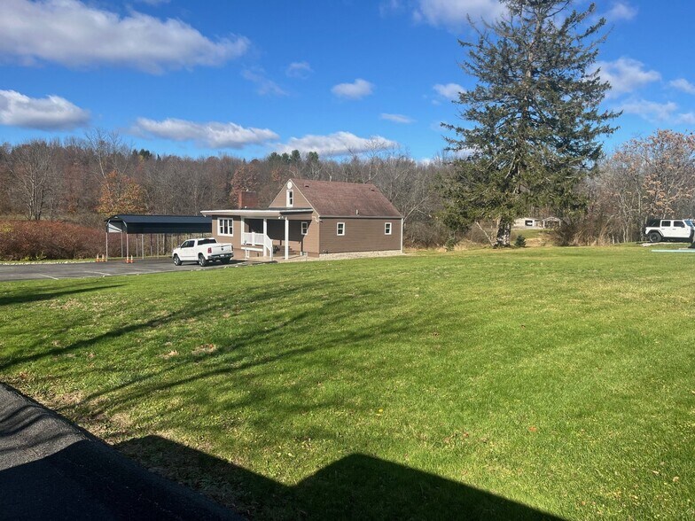 More Photos Of 1126 Pittsburgh Rd, Valencia Office For Sale