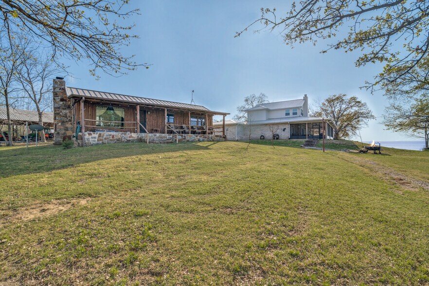 More Photos Of Richland Chambers Lake, Streetman Land For Sale