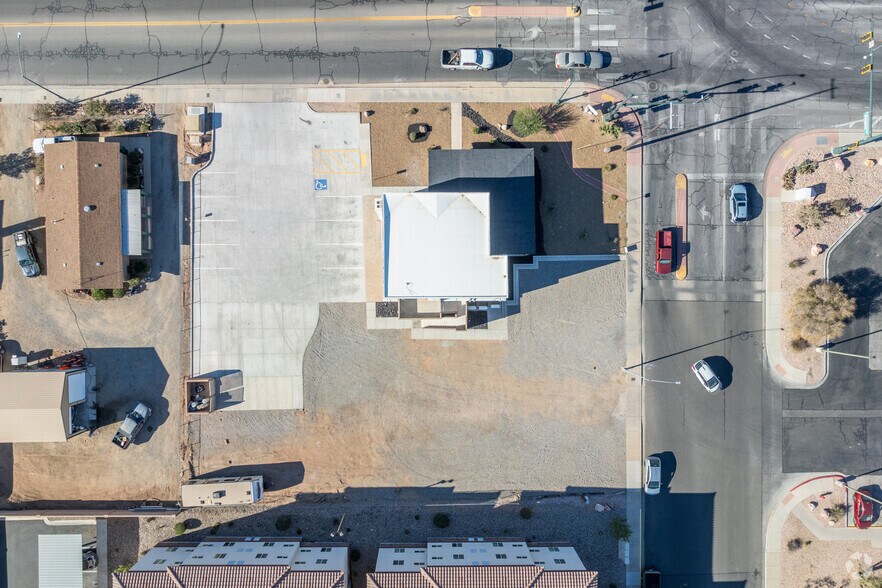 More Photos Of 220 E Mesquite Blvd, Mesquite Freestanding For Lease