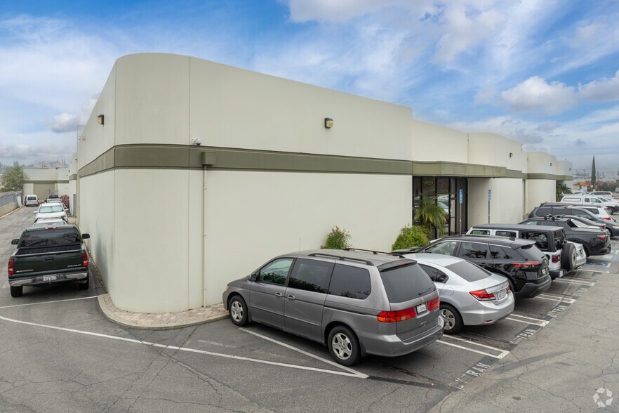 Primary Photo Of 9701-9741 Canoga Ave, Chatsworth Warehouse For Lease