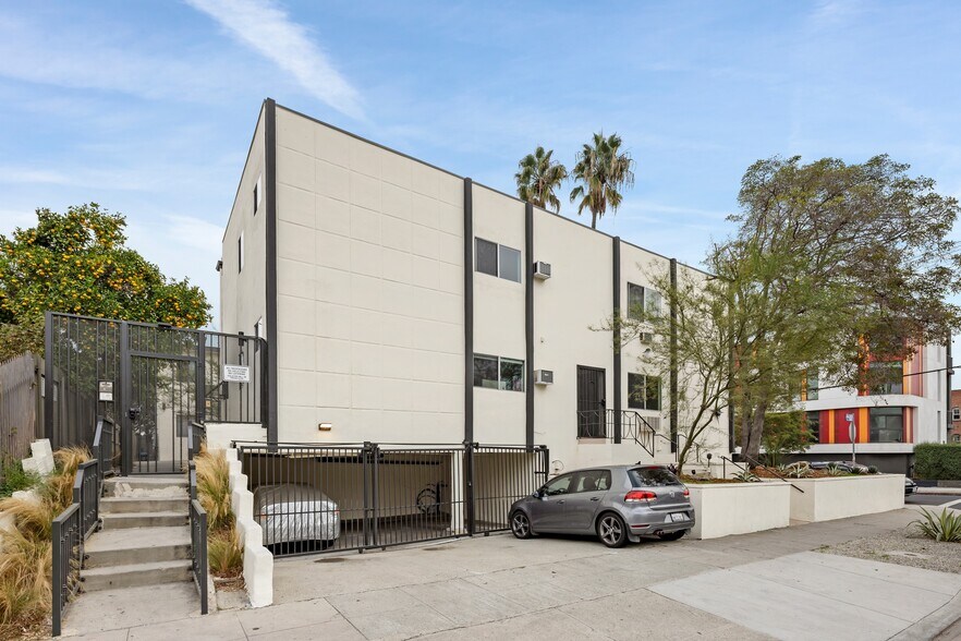 More Photos Of 200 N Rampart Blvd, Los Angeles Apartments For Sale