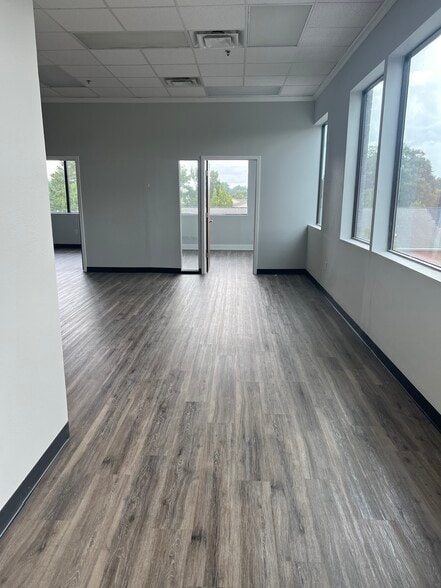 More Photos Of 135 Canal St, Pooler Medical For Lease