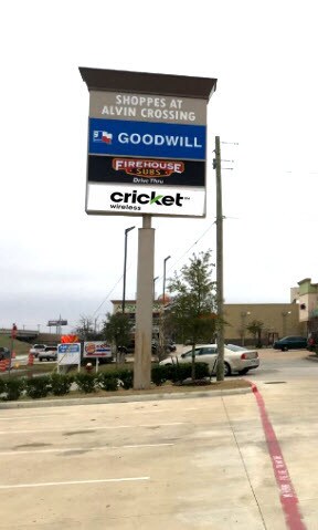 More Photos Of 253 Bypass 35 N, Alvin Unknown For Lease