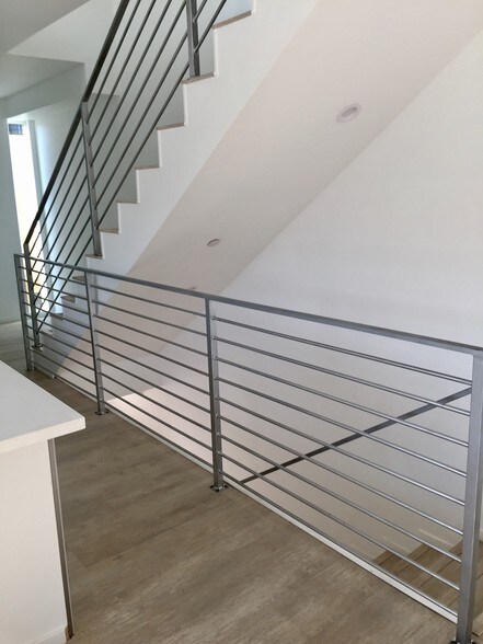 More Photos Of 6007 Barton Ave, Los Angeles Apartments For Sale