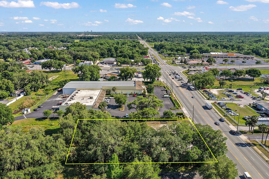 More Photos Of 830 S Main St, Wildwood Auto Dealership For Sale