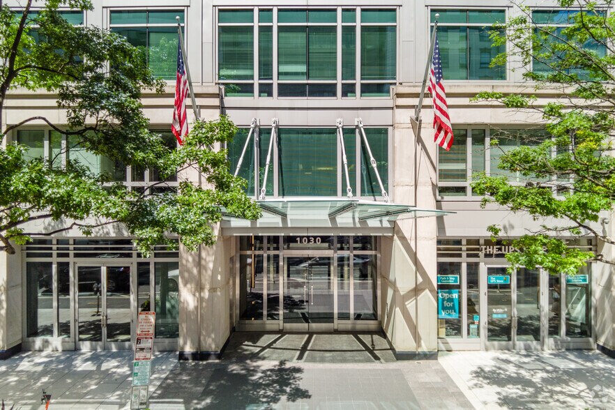 More Photos Of 1030 15th St NW, Washington Office For Lease