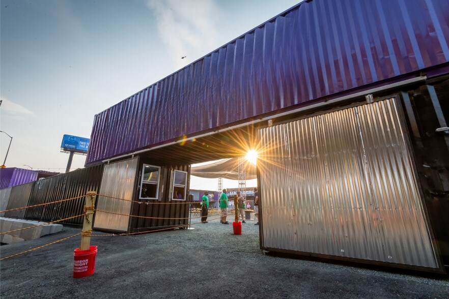 More Photos Of 1300 Russell St, Baltimore General Retail For Lease