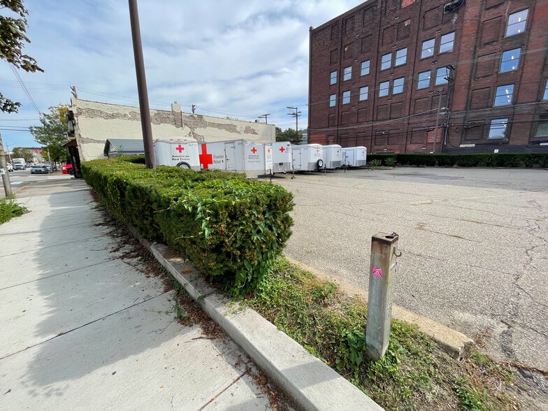 More Photos Of 2826 Penn Ave, Pittsburgh Office For Sale