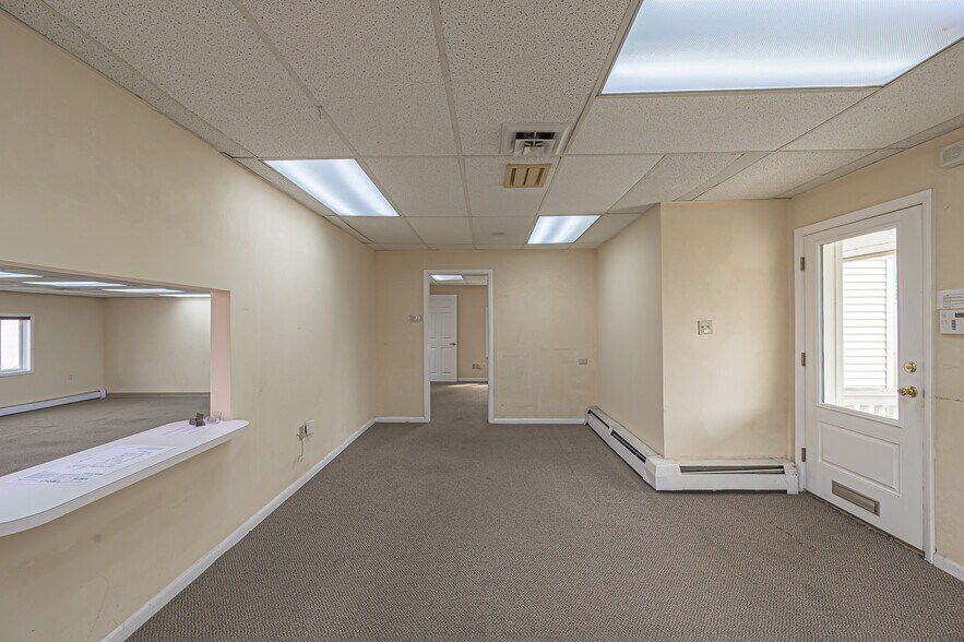 More Photos Of 2406 New Rd, Northfield Office For Sale