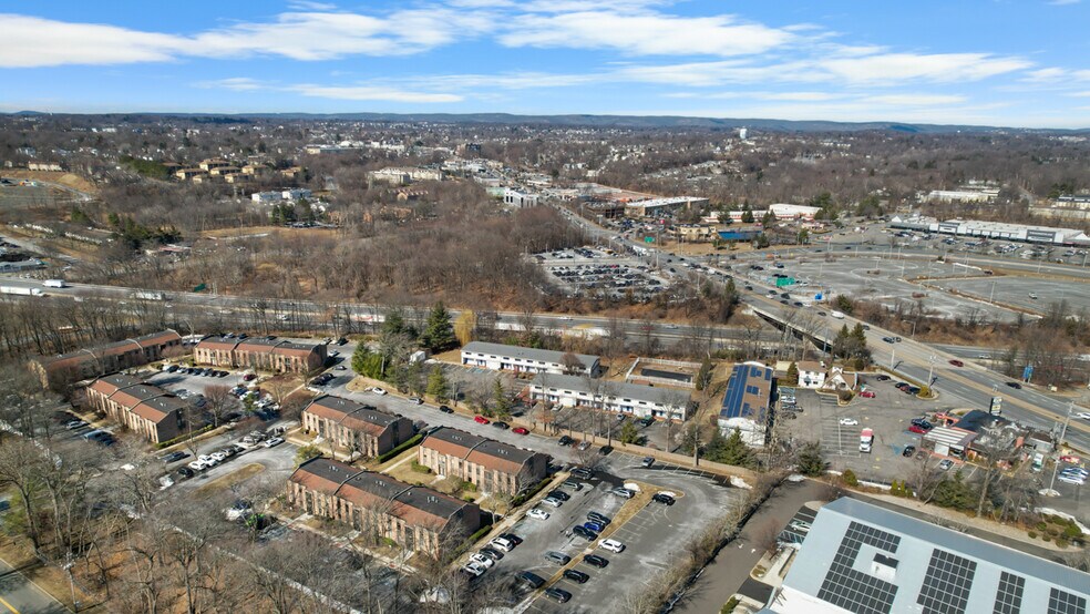 More Photos Of 55 Old Turnpike Rd, Nanuet Office For Lease