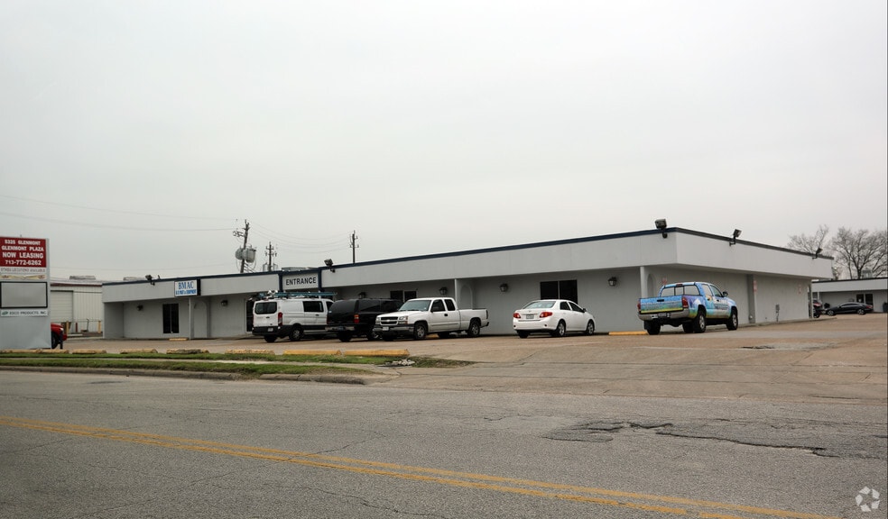 More Photos Of 5325 Glenmont Dr, Houston Light Distribution For Lease