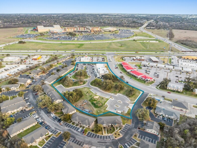 More Photos Of 2980 Joe Dimaggio Blvd, Round Rock Storefront For Sale