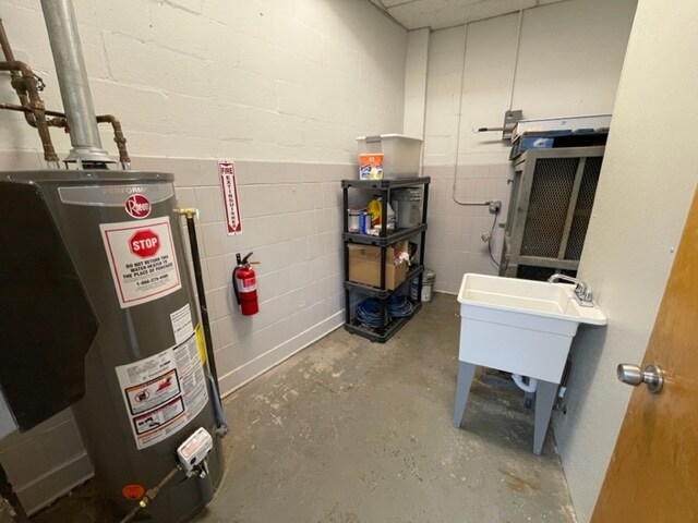 More Photos Of 5978 54th Ave, Maspeth Warehouse For Lease