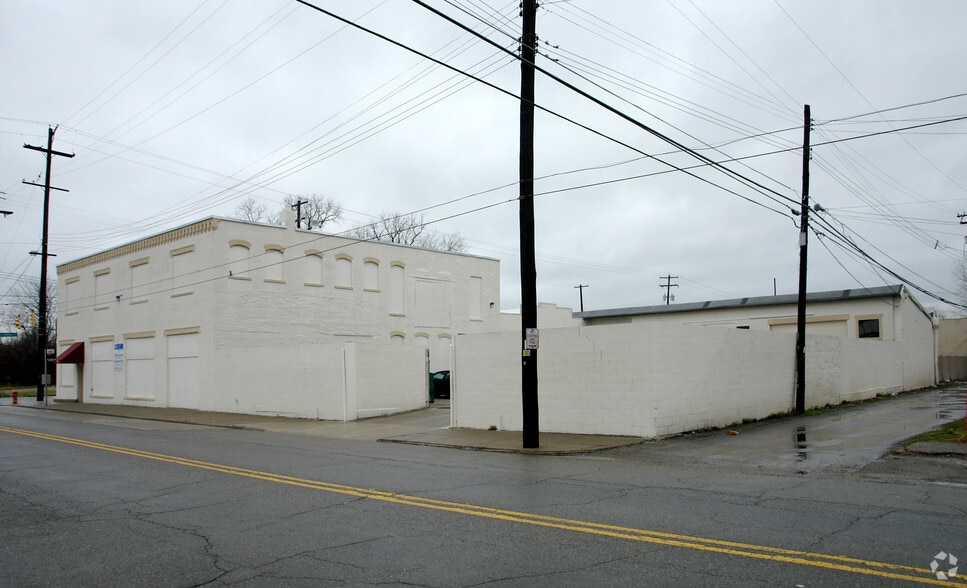 More Photos Of 1100 W Town St, Columbus Industrial For Sale