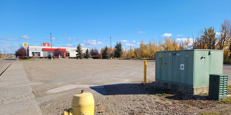 More Photos Of 414 Carmichael Ln, Hinton Restaurant For Sale