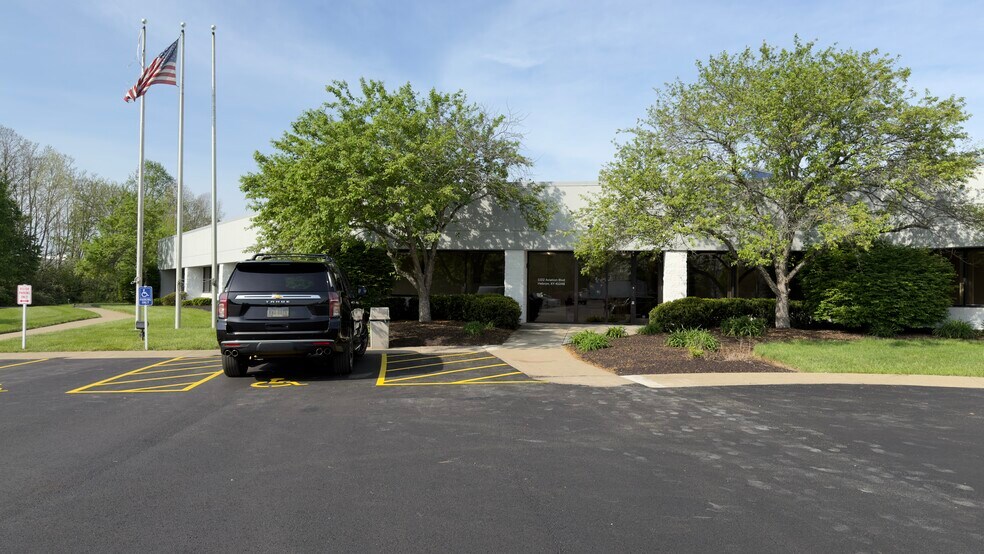 More Photos Of 1102 Aviation Blvd, Hebron Warehouse For Lease