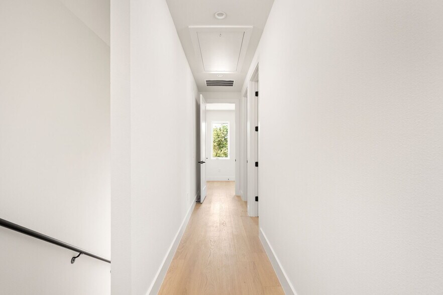 More Photos Of 3528 Gonzales st, Austin Land For Sale