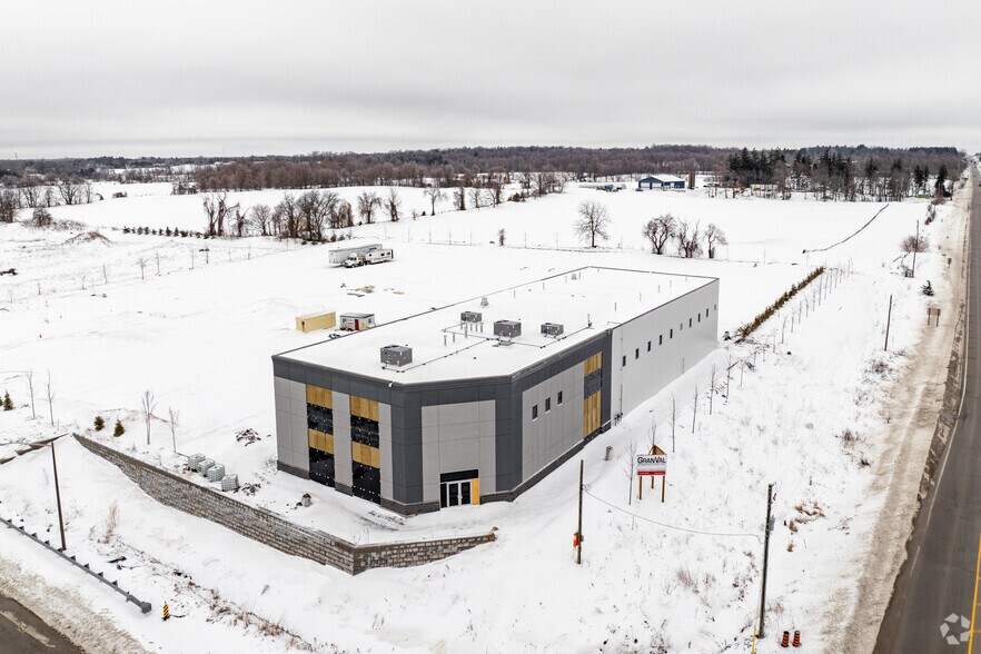 More Photos Of 1 Futura Dr, Acton Warehouse For Lease