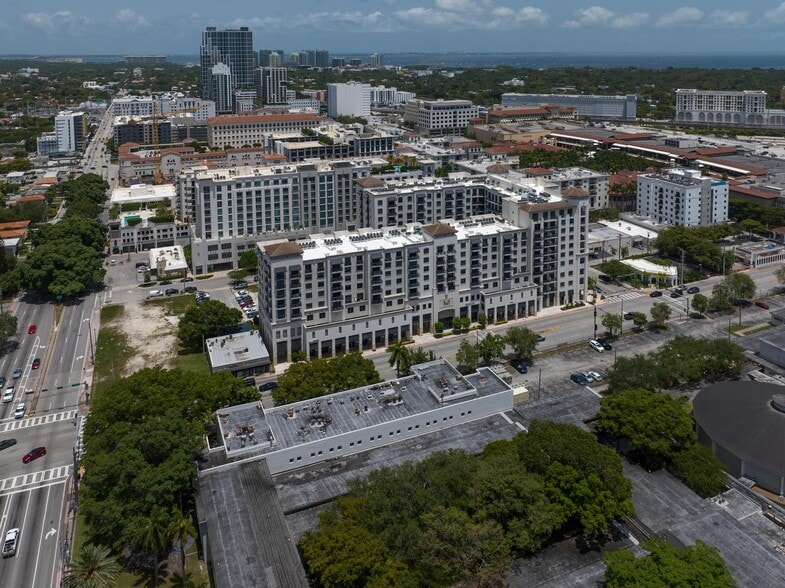 More Photos Of 301 Altara Ave, Coral Gables Apartments For Sale
