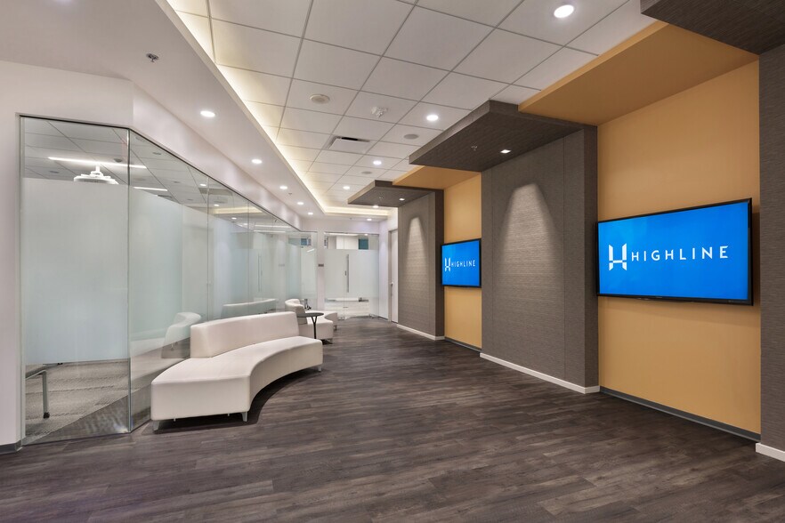 More Photos Of 8401 Greensboro Dr, McLean Office For Lease