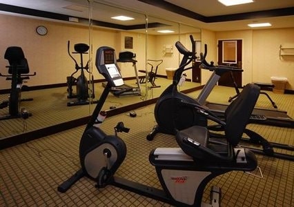 More Photos Of 1335 Mcree St, Memphis Hotel For Sale