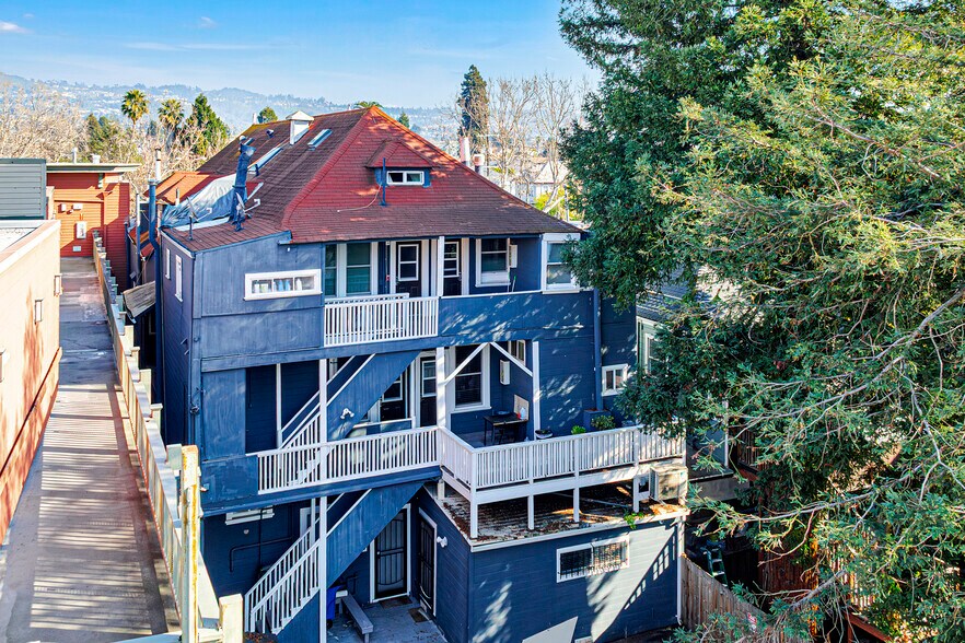 More Photos Of 3228-3230 Adeline St, Berkeley Apartments For Sale