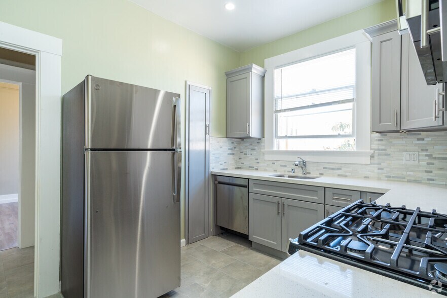 More Photos Of 1618-1632 Mason St, San Francisco Apartments For Sale