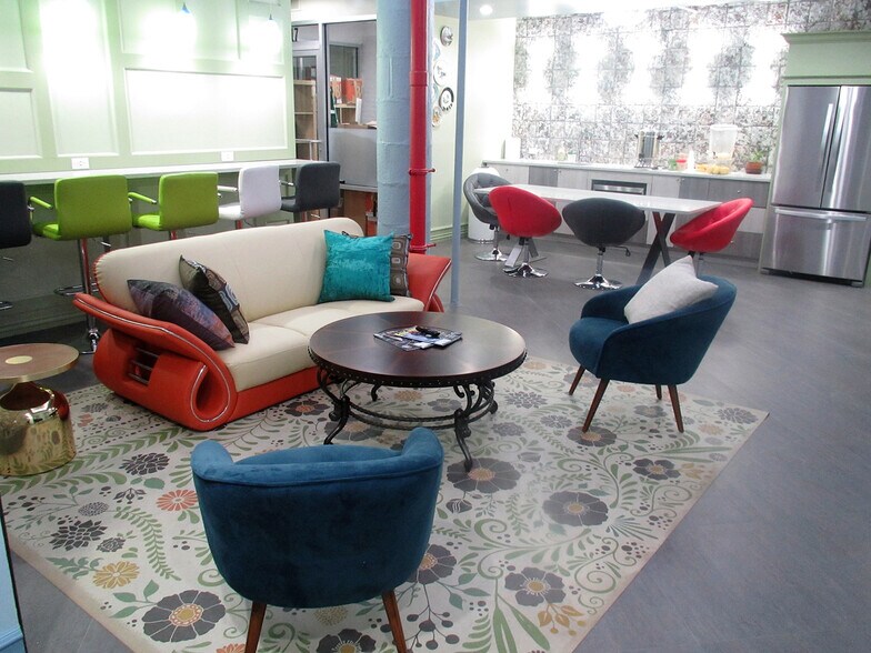 More Photos Of 58-78 Jay St, Brooklyn Office Residential For Lease