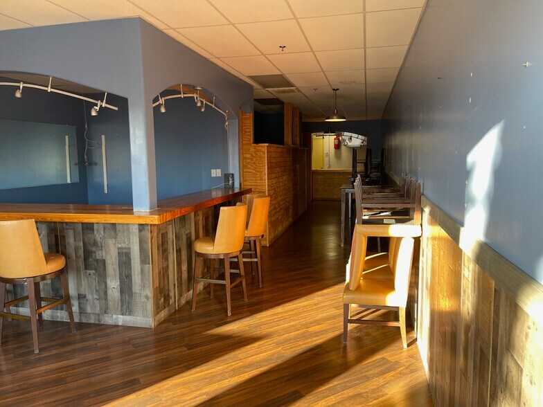 More Photos Of 16842 E Parkview Ave, Fountain Hills Restaurant For Lease