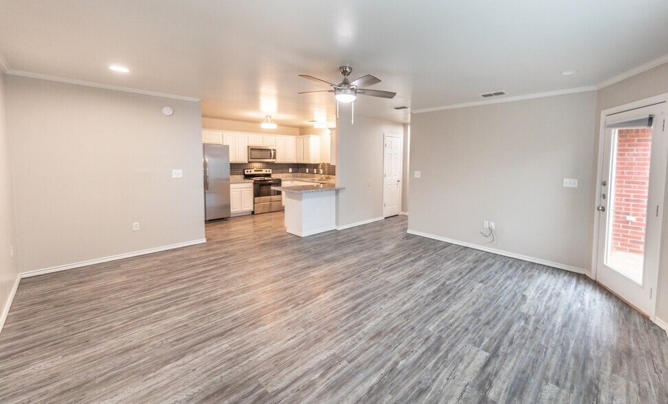 More Photos Of 602 N Belmont, Lubbock Apartments For Sale
