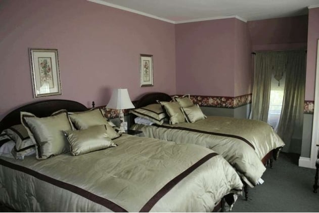 More Photos Of 885 Washington Mountain Rd, Washington Hotel For Sale