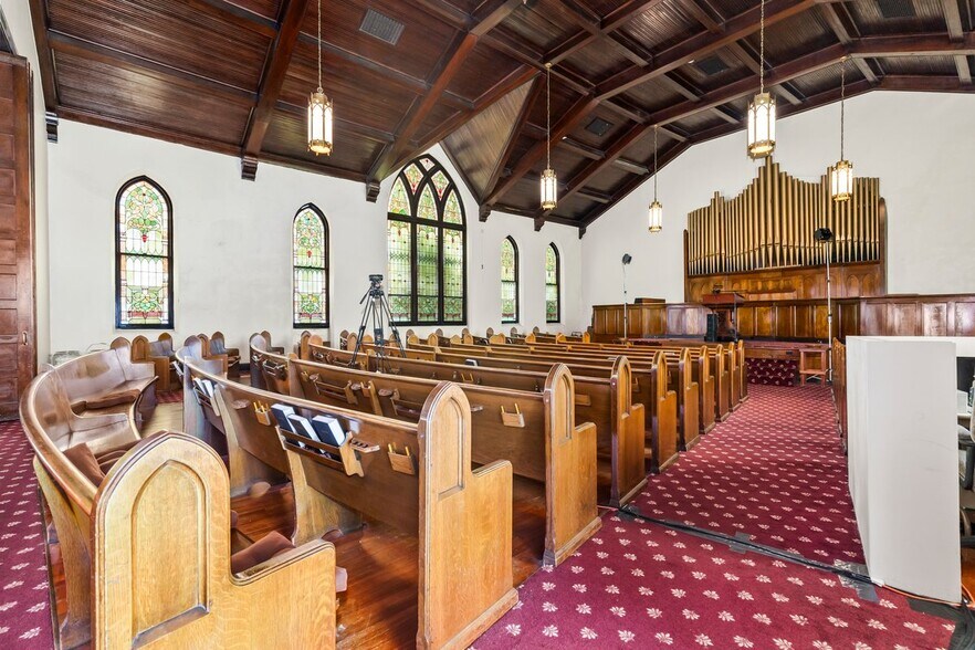 More Photos Of 1517 McCausland Ave, Saint Louis Specialty For Sale