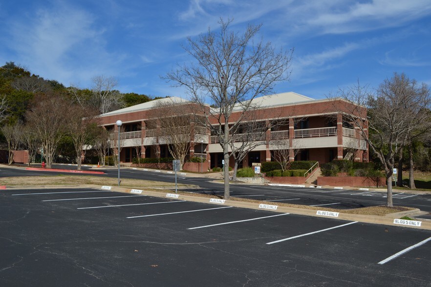 More Photos Of 6101 W Courtyard Dr, Austin Office For Sale
