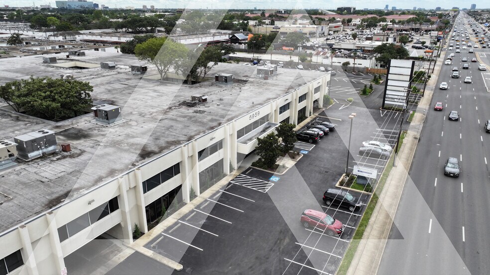More Photos Of 5959 Westheimer Rd, Houston Office For Lease