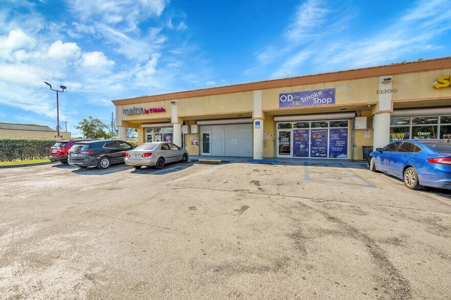 More Photos Of 13300 NW 27th Ave, Opa-locka Restaurant For Lease