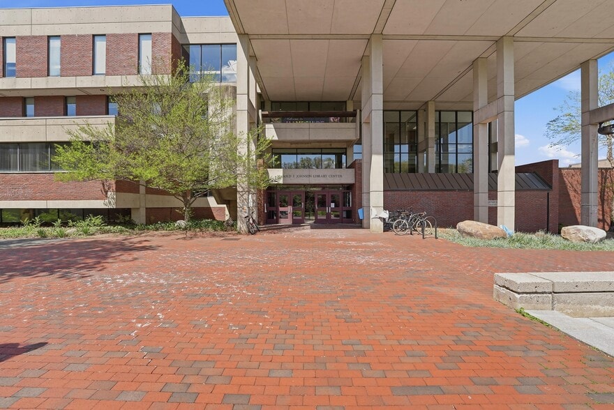 More Photos Of 893 West St, Amherst Schools For Sale