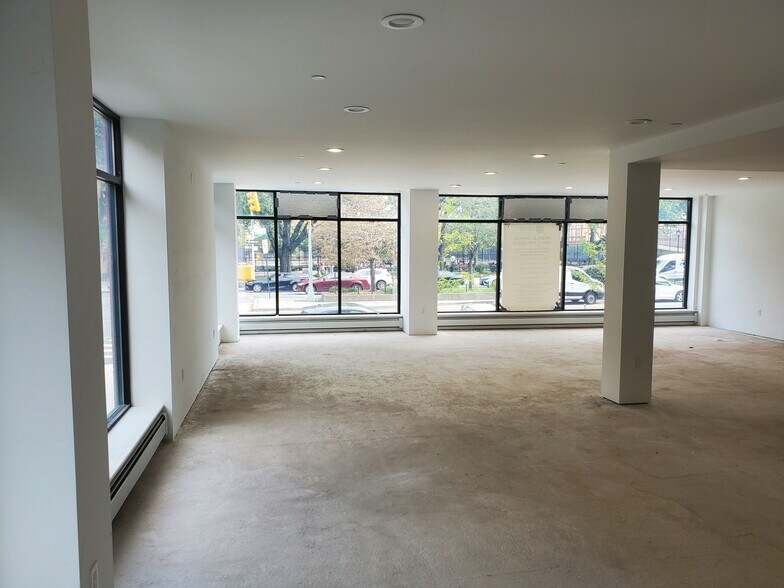 More Photos Of 2600 7th Ave, New York Apartments For Lease