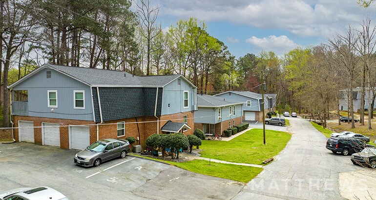 Primary Photo Of 2507 Rex Rd, Ellenwood Apartments For Sale