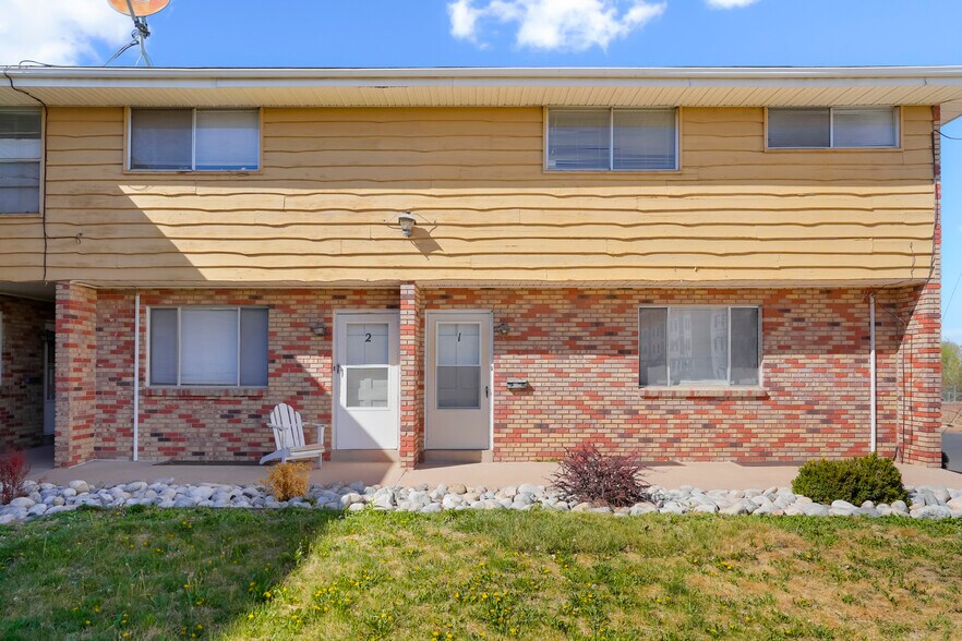 Primary Photo Of 5511 S Delaware St, Littleton Apartments For Sale
