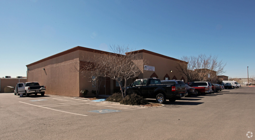 Primary Photo Of 11601 Pellicano Dr, El Paso Light Distribution For Lease