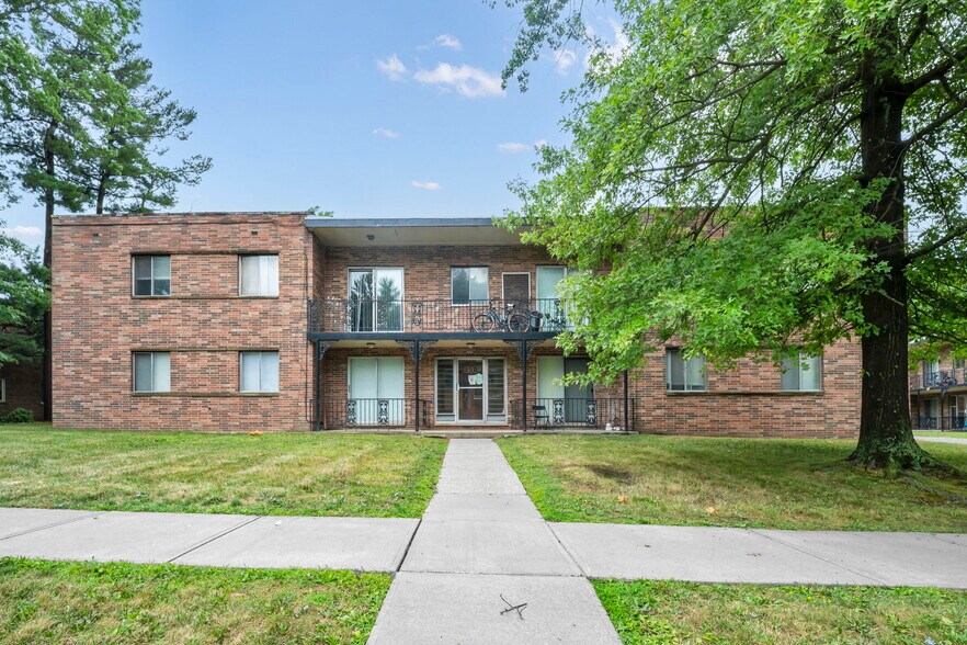 More Photos Of 818-850 S Green Rd, South Euclid Apartments For Sale