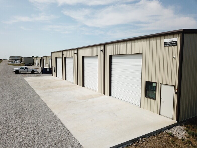 More Photos Of 1630 Seaborn Rd, Ponder Unknown For Lease