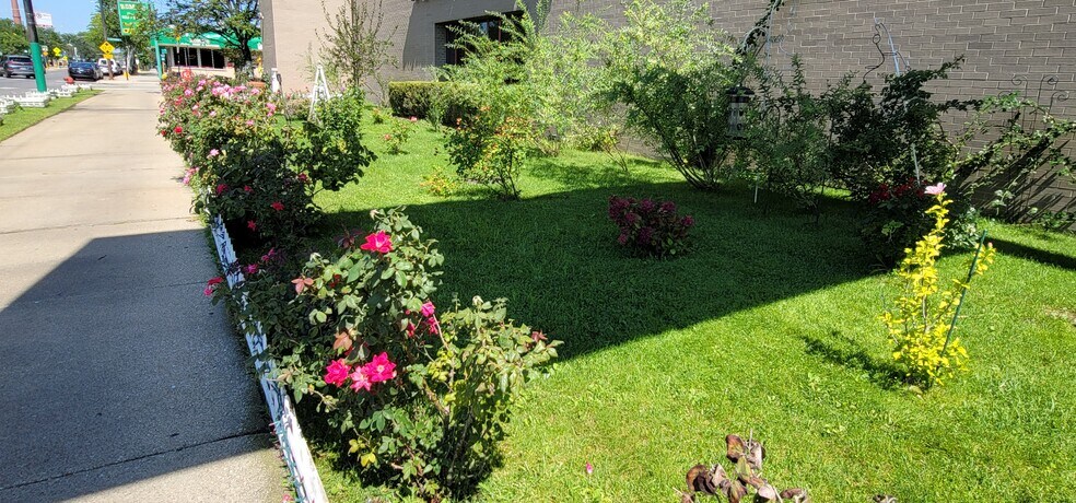 More Photos Of 4211 N Cicero Ave, Chicago Medical For Lease