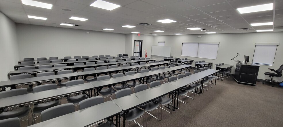 More Photos Of 8609 Citadel Way, Louisville General Retail For Sale