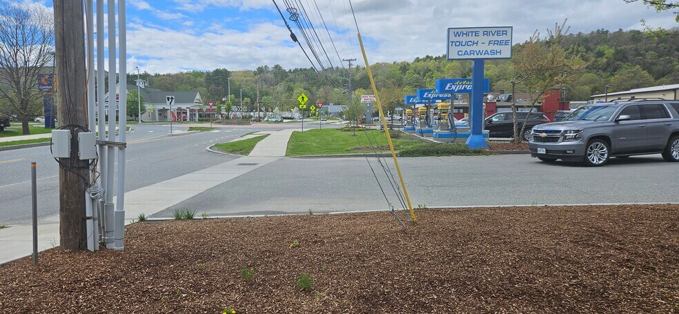More Photos Of 160 Sykes Mountain Ave, White River Junction Auto Dealership For Sale