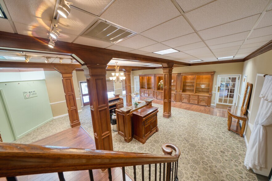 More Photos Of 2805 Center St, Deer Park Storefront Retail Office For Sale