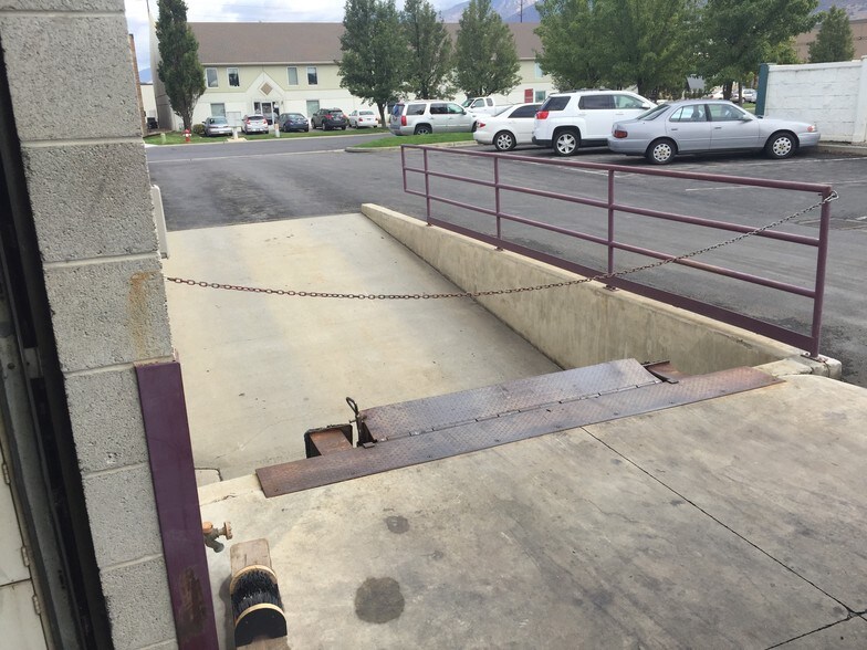 More Photos Of 67 N 1400 W, Centerville Light Distribution For Lease