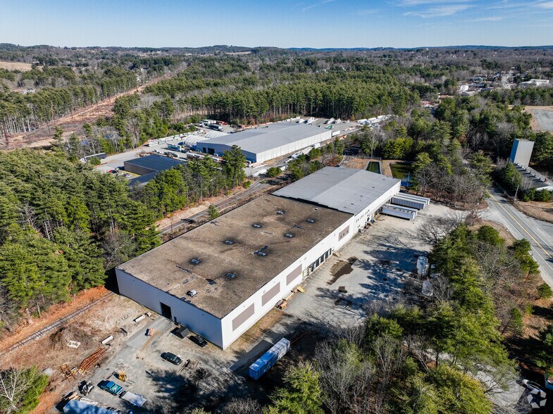 More Photos Of 95A to 95B, Ayer Warehouse For Lease