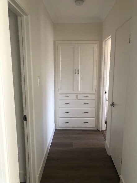 More Photos Of 2648 23rd St, Santa Monica Apartments For Sale